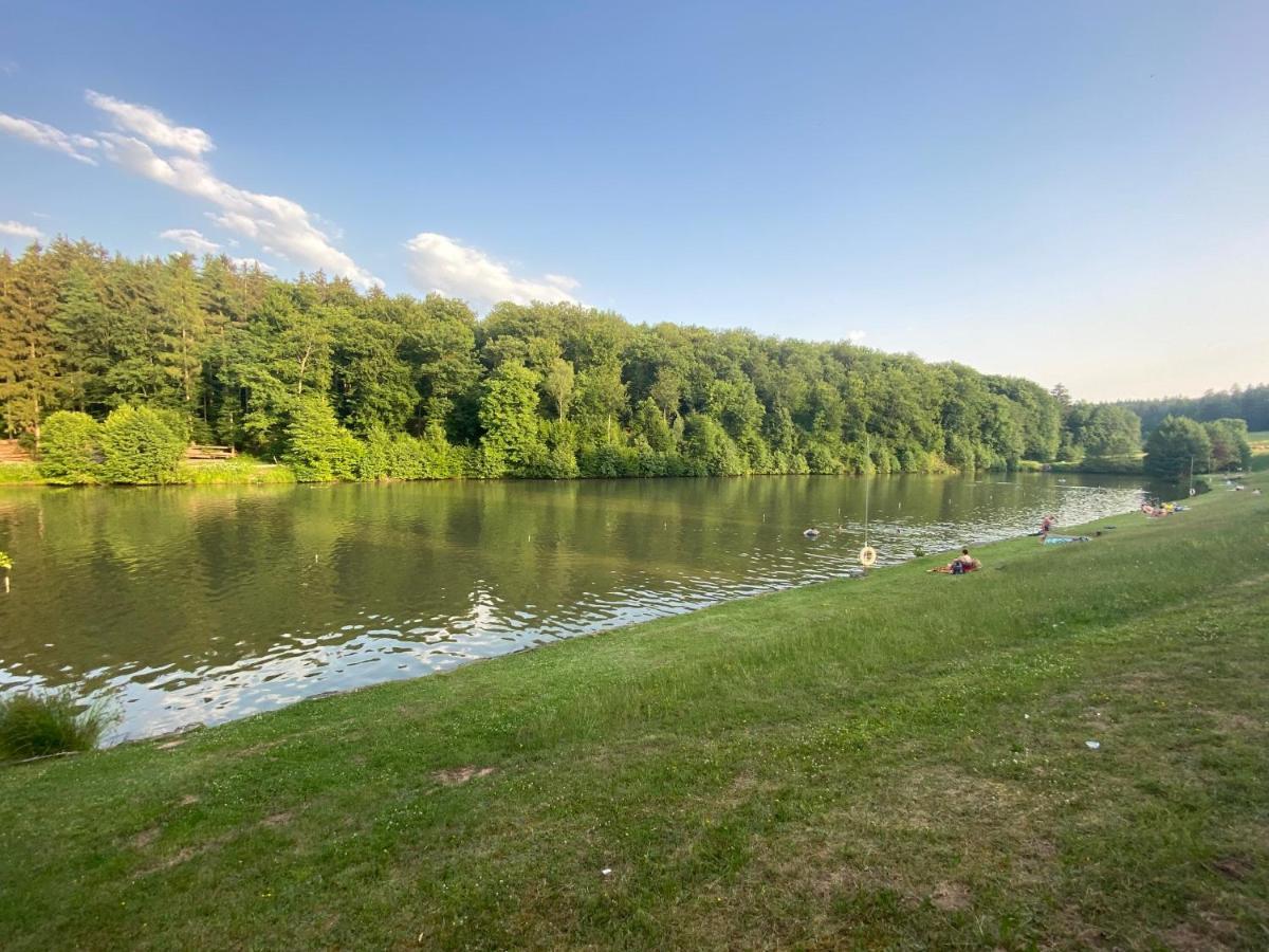 Pension-Ferienwohnung Liesbachtal Direkt Am Waldrand Bayerische Rhoen Schönau an der Brend Buitenkant foto