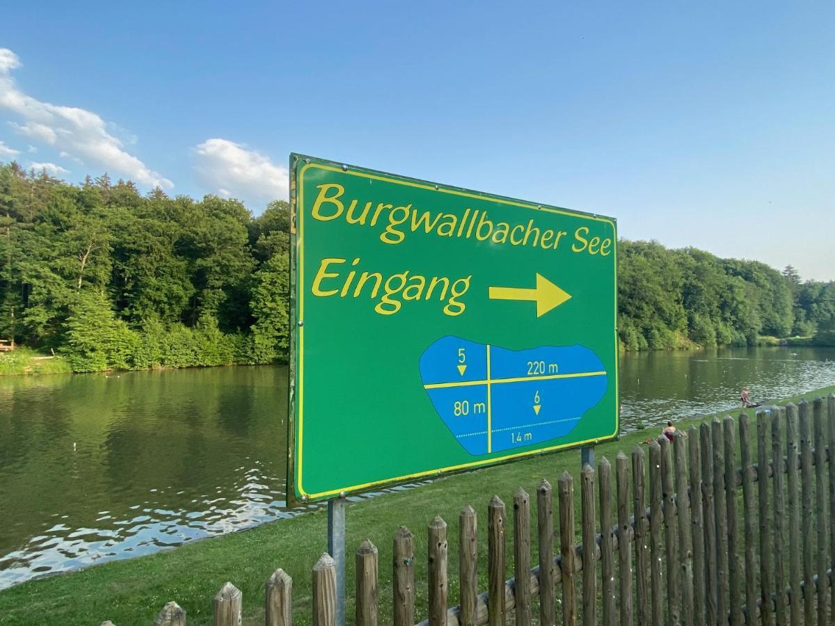 Pension-Ferienwohnung Liesbachtal Direkt Am Waldrand Bayerische Rhoen Schönau an der Brend Buitenkant foto