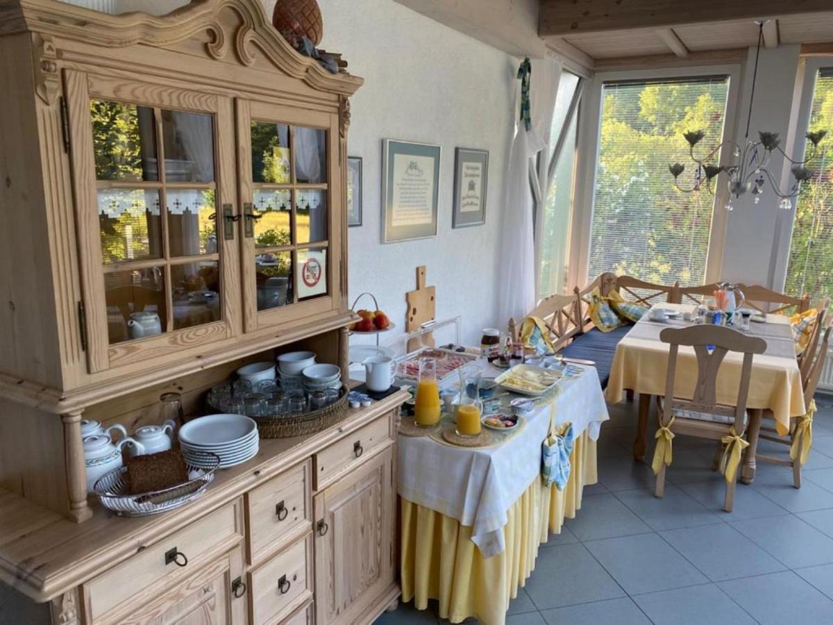 Pension-Ferienwohnung Liesbachtal Direkt Am Waldrand Bayerische Rhoen Schönau an der Brend Buitenkant foto