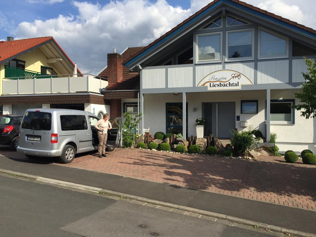 Pension-Ferienwohnung Liesbachtal Direkt Am Waldrand Bayerische Rhoen Schönau an der Brend Buitenkant foto